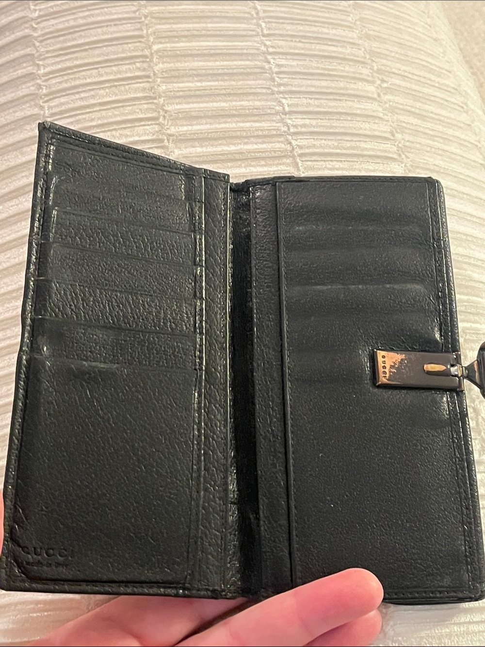 Vintage Gucci Black Leather Long Wallet with Gold D-Ring - Picture 3 of 13